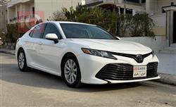 تۆیۆتا کامری